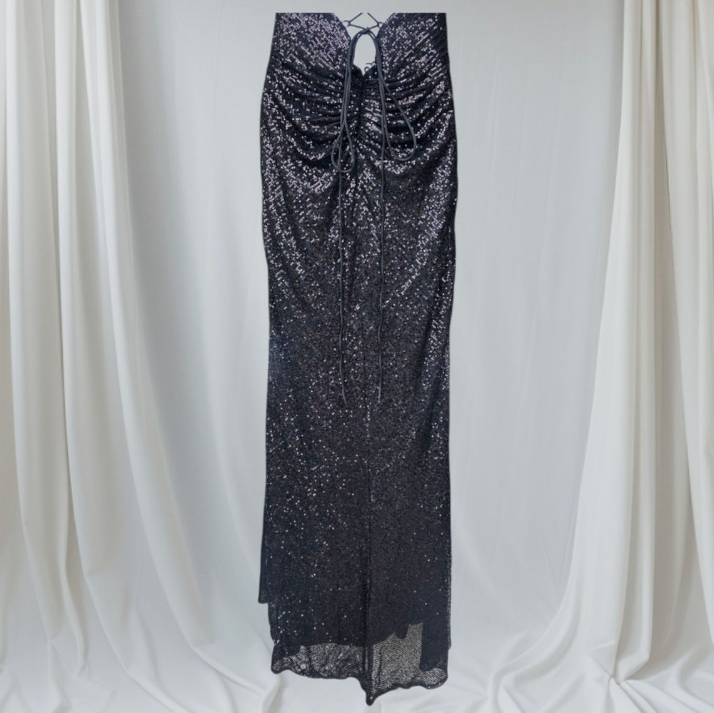 Cinderella Divine Sequin Gown- L - Picture 11 of 15